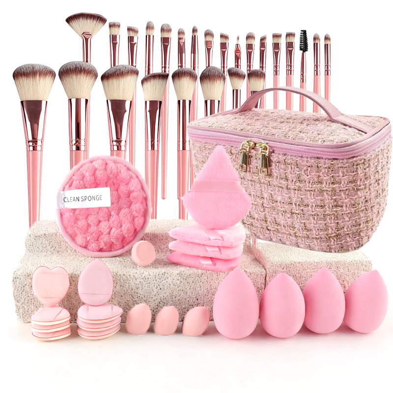 Makeup Brush Set Chic Fragranc - огляд і ціна Beauty Bag Makeup