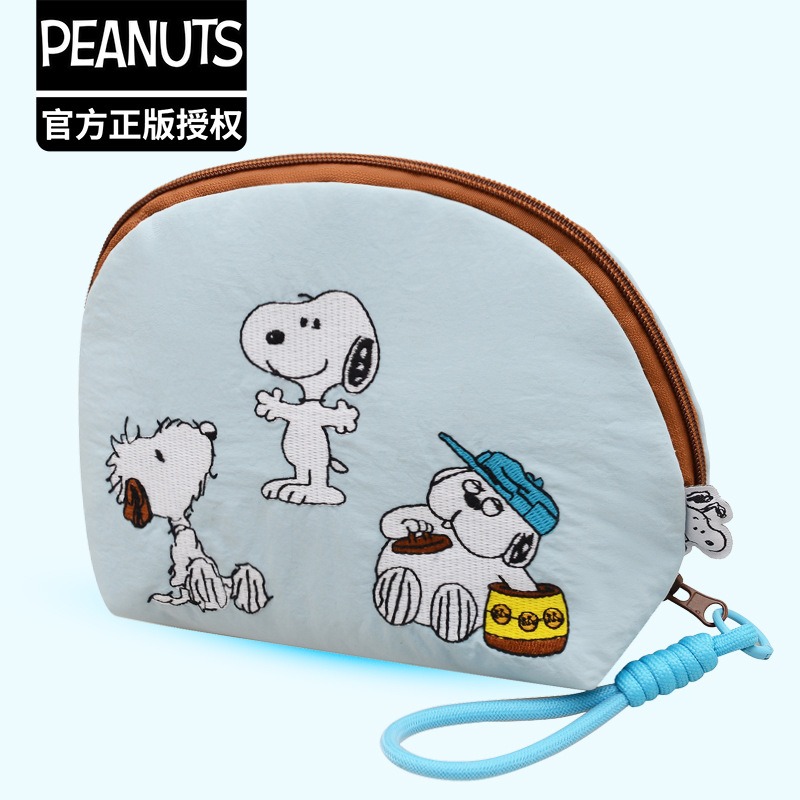 Authentic Cartoon Snoopy Cute  - огляд і ціна Beauty Makeup Edit