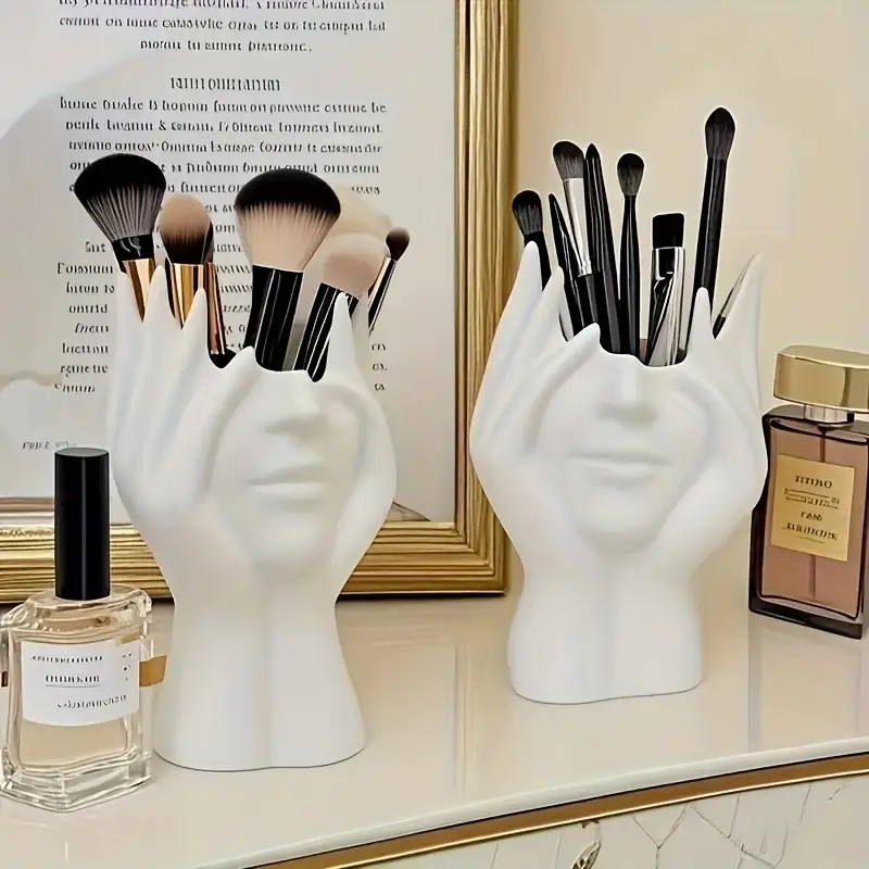 Face Shape Makeup Brush Holder - огляд і ціна Beauty Makeup Artist